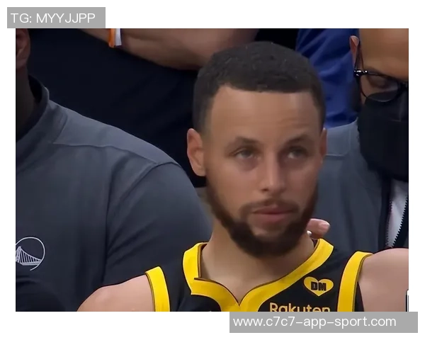 科尔谈库里伤情表示不严重球队已开始怀念他的存在