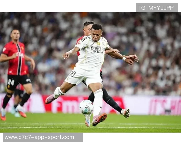 姆巴佩在西甲15场比赛中狂轰20球其他球员最多仅得9球